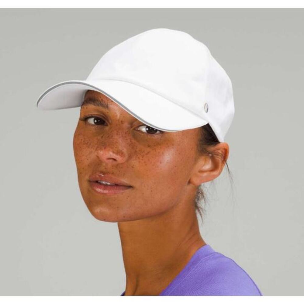 Lululemon white fast & free athletic hat